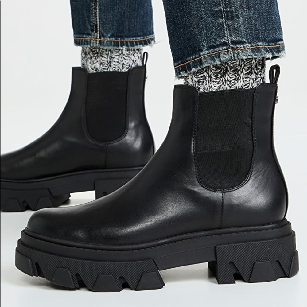 NWT Sam Edelman daelyn lug boot size 7.5